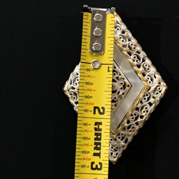 Vintage 1960s Signed Pastelli Mother Of Pearl Scroll Brooch Gold Tone - RARE​​​​ - Picture 8 of 9